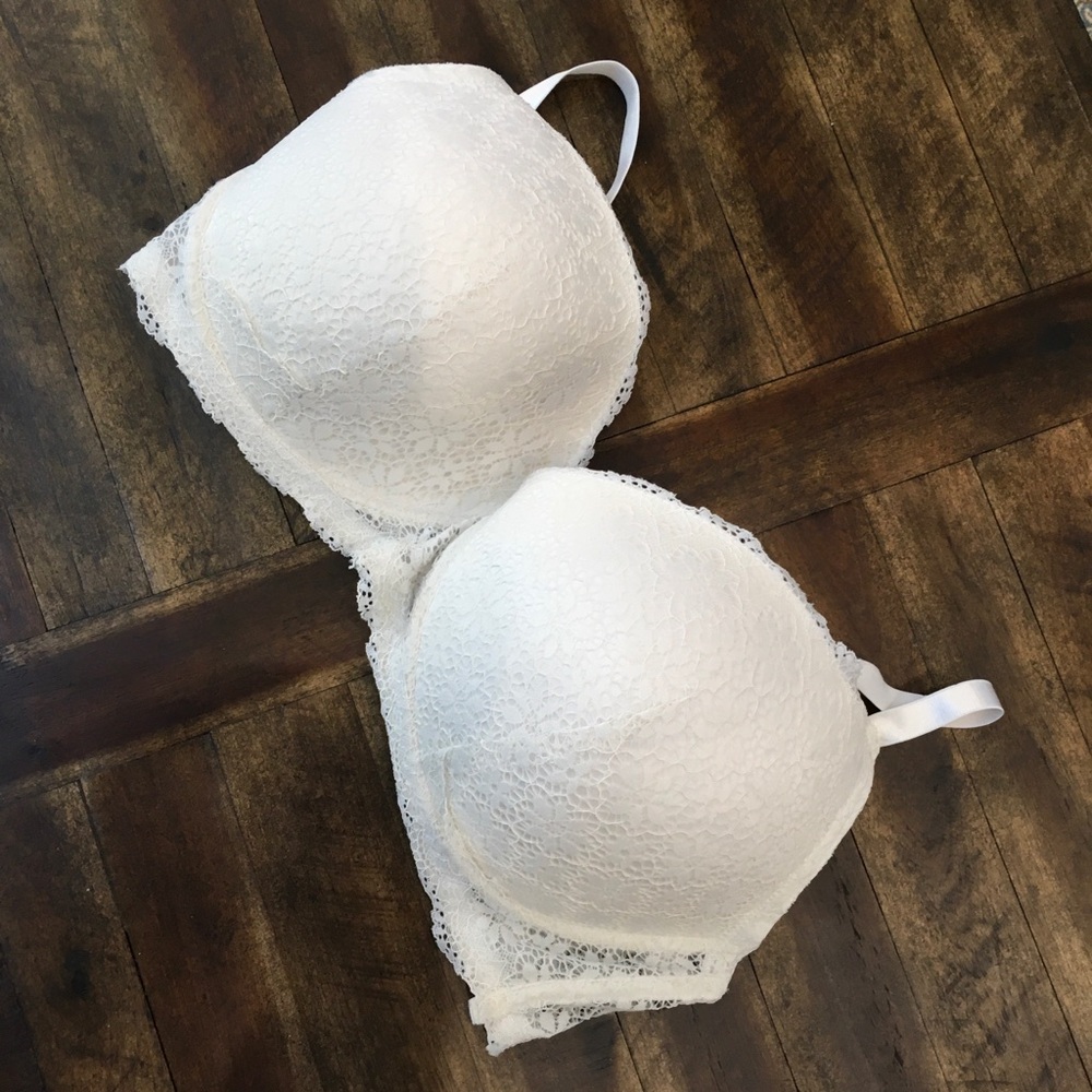 Pure Beauty 42DD Elegant White Lace Bra